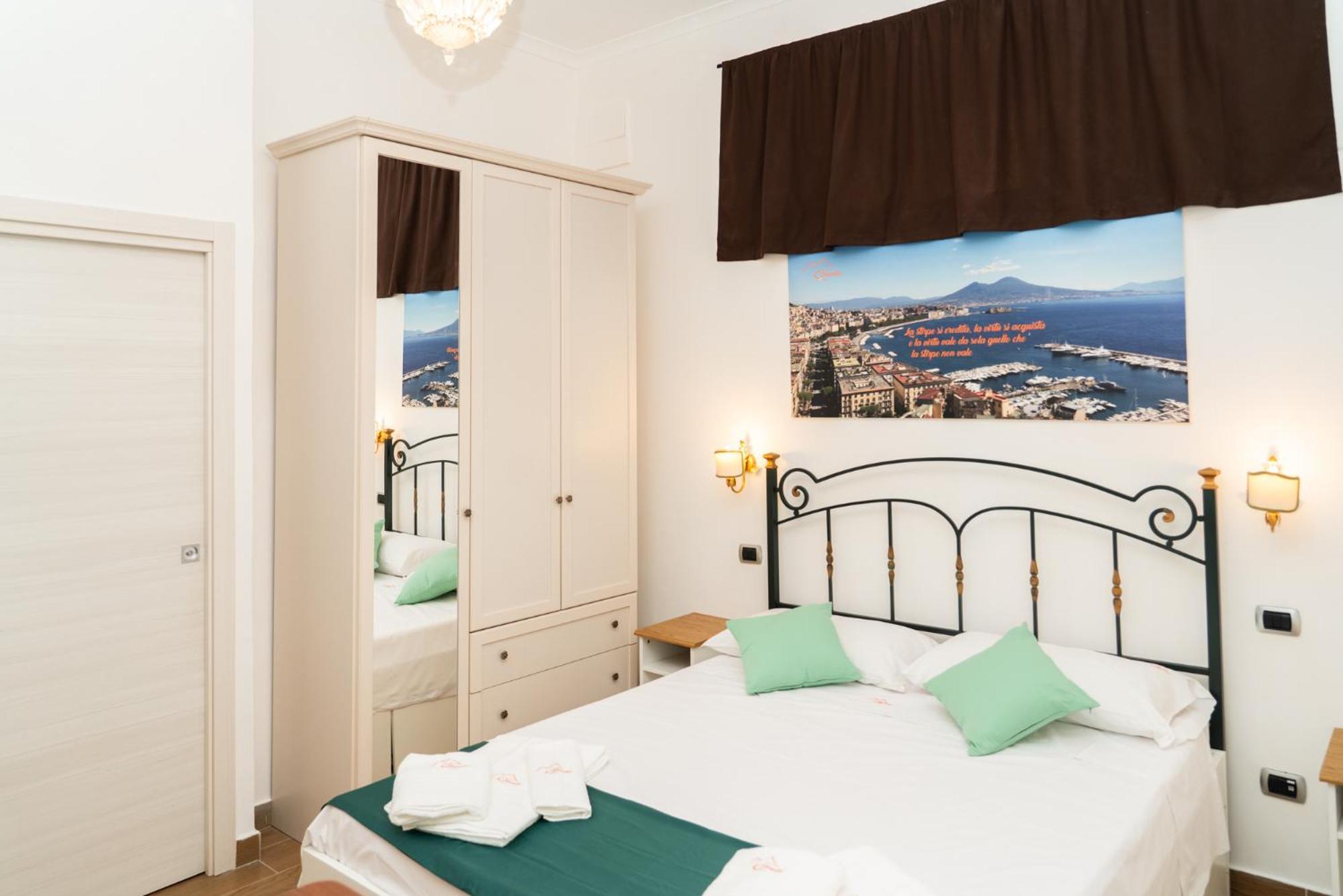 Suite Cervantes Napoli Exterior foto