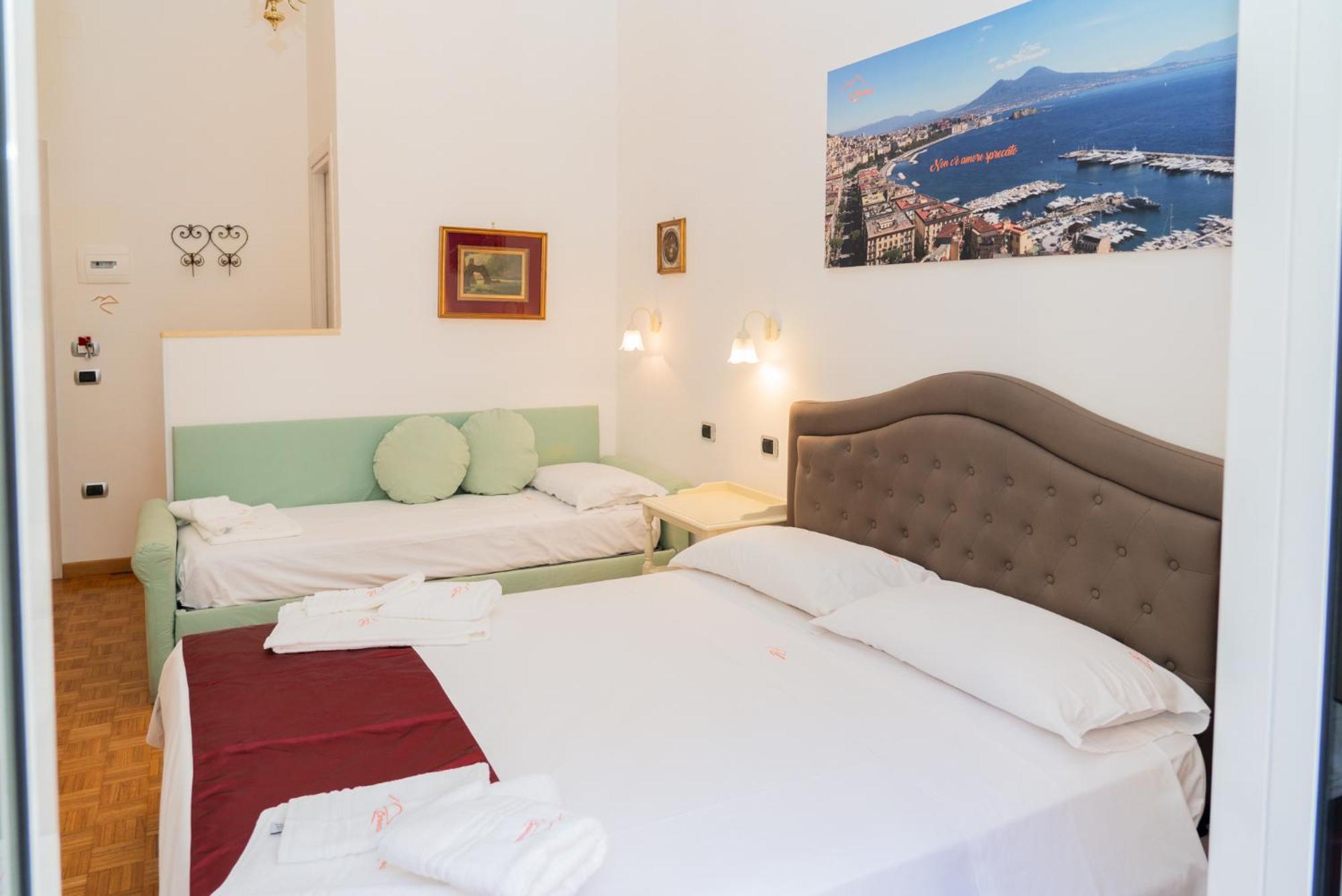Suite Cervantes Napoli Exterior foto